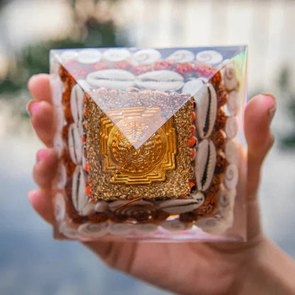 Shri Yantra Gomati Chakra Laxmi Pyramid